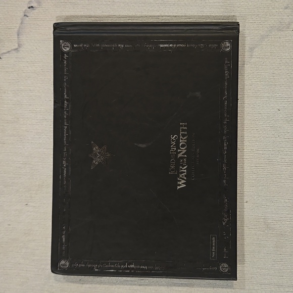 Lord If The Rings " War in the North" Art Book With DVD Never Used - Picture 7 of 9
